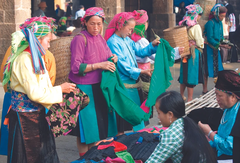 ផ្សារណាត់នាពេលដំណាច់ឆ្នាំនៅតំបន់ខ្ពស់ ហាយ៉ាង